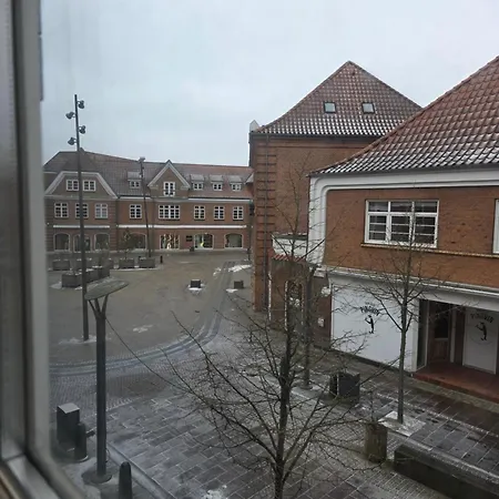 شقة Jp 3 - Faelles Kokken Og Bad, Eget Toilet غريندستيد